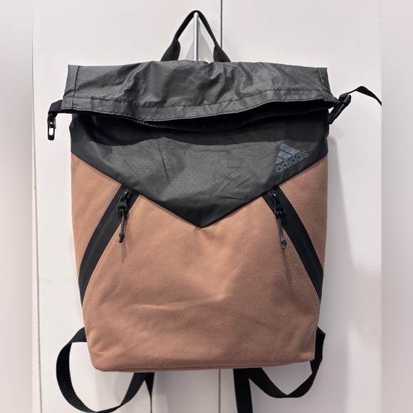 ADIDAS Rectangular Fold-over Black / Tan Backpack / Unisex - Picture 2 of 14